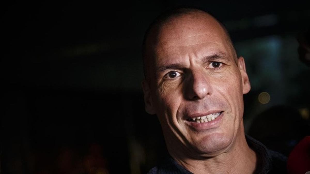 Varoufakis, al salir de su oficina en Atenas, el 1 de julio.