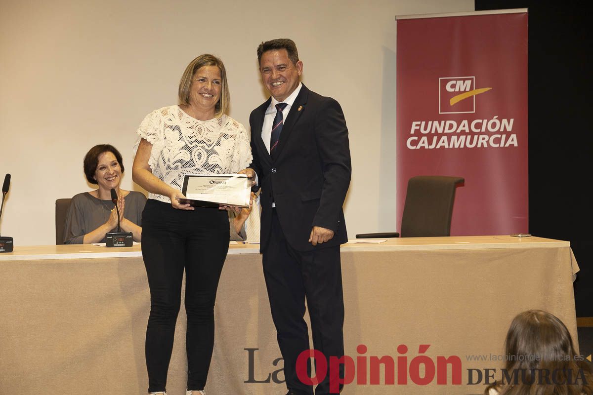 Entrega de los premios de la Fundación Robles Chillida a estudiantes caravaqueños