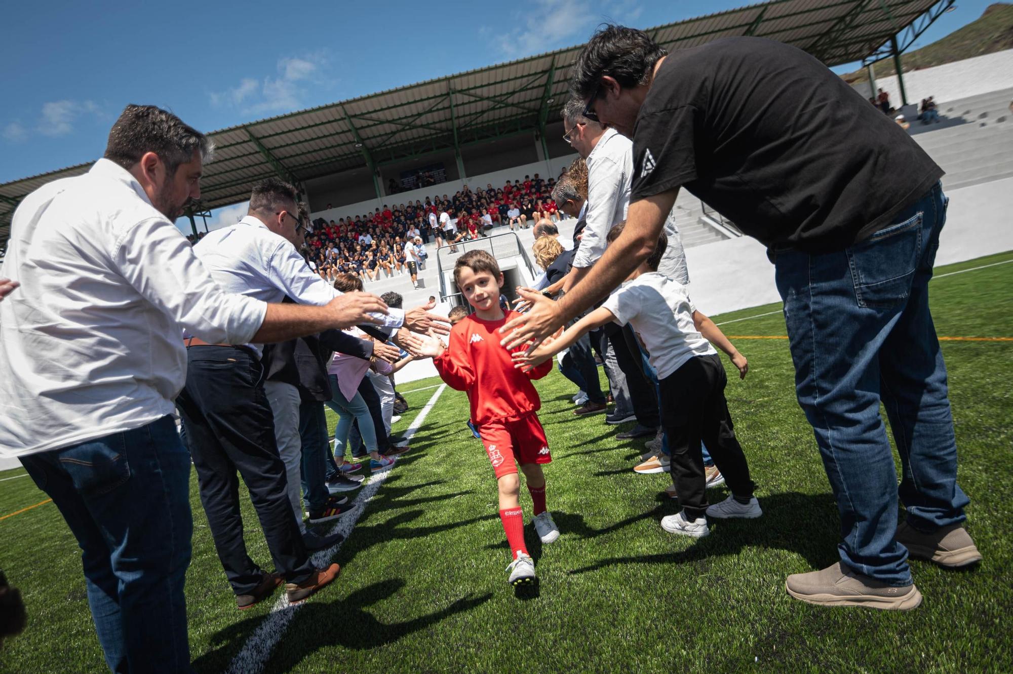 Inauguración del renovado campo municipal de fútbol de La Salud