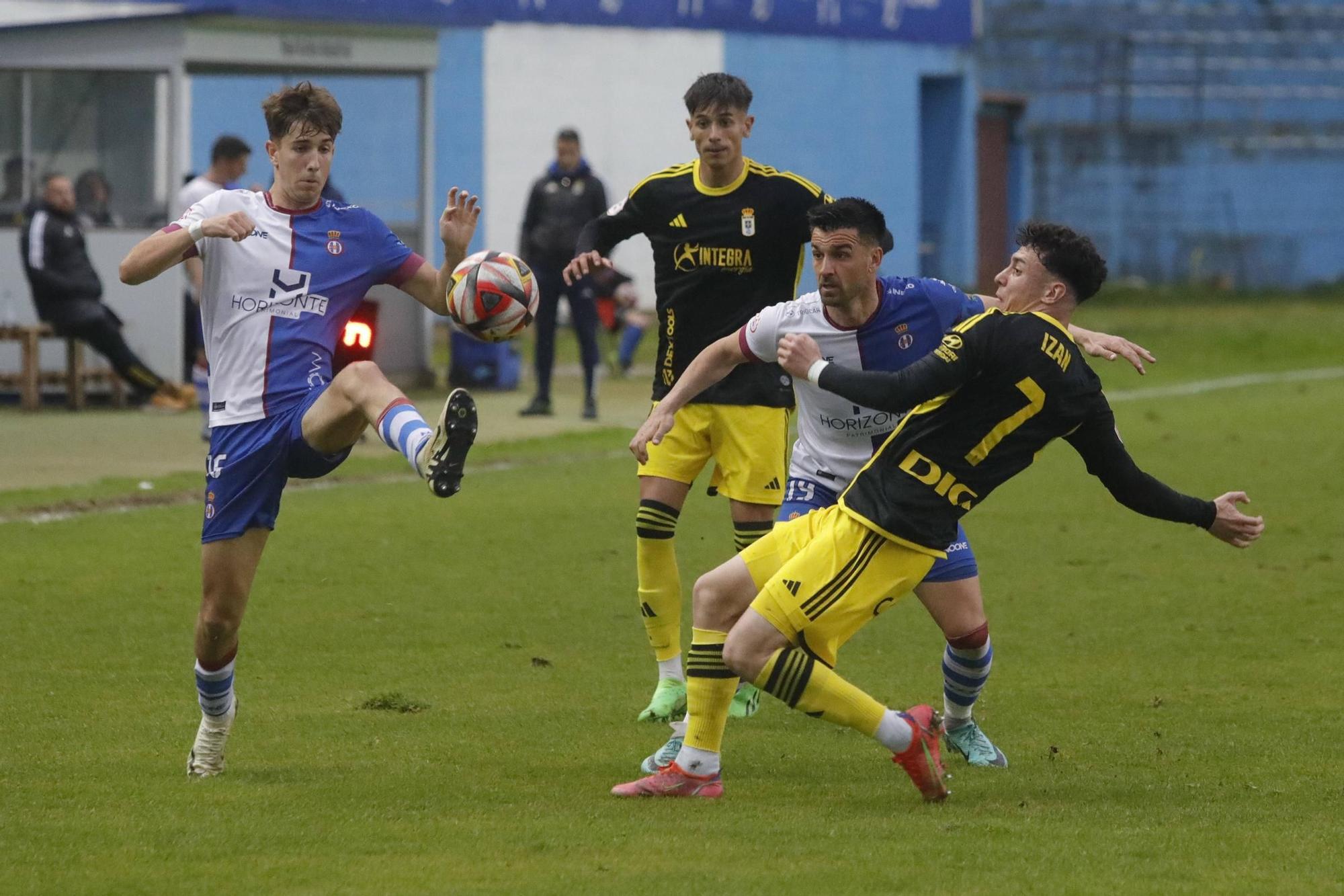 EN IMÁGENES: Así ha sido la victoria del Avilés ante el Oviedo VEtusta (2-0)