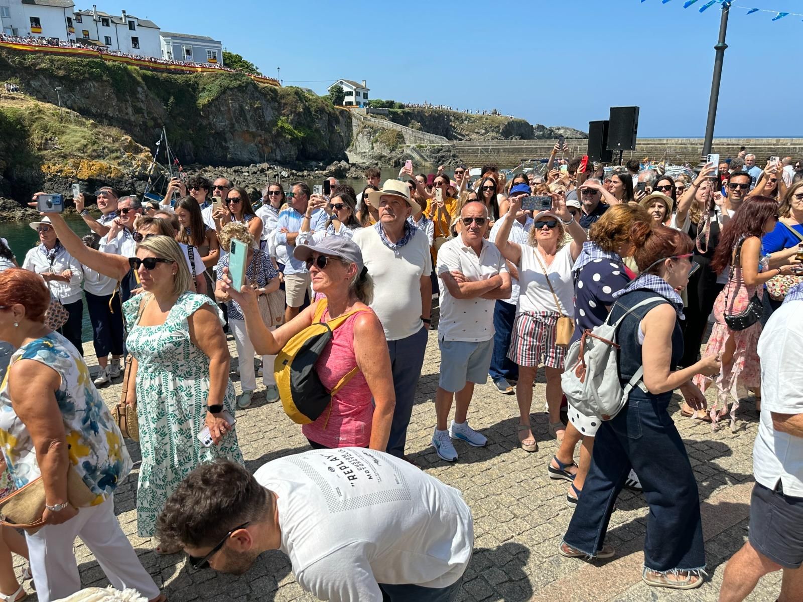 EN IMÁGENES: La procesión de la virgen del Carmen en Tapia de Casariego