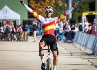 Felipe Orts y Larissa Hartog dominan la Copa de España de Ciclocross de Xàtiva
