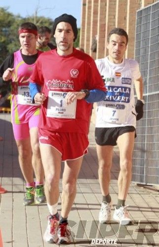 Cristina González bate su récord nacional en Valencia con 73,3 km