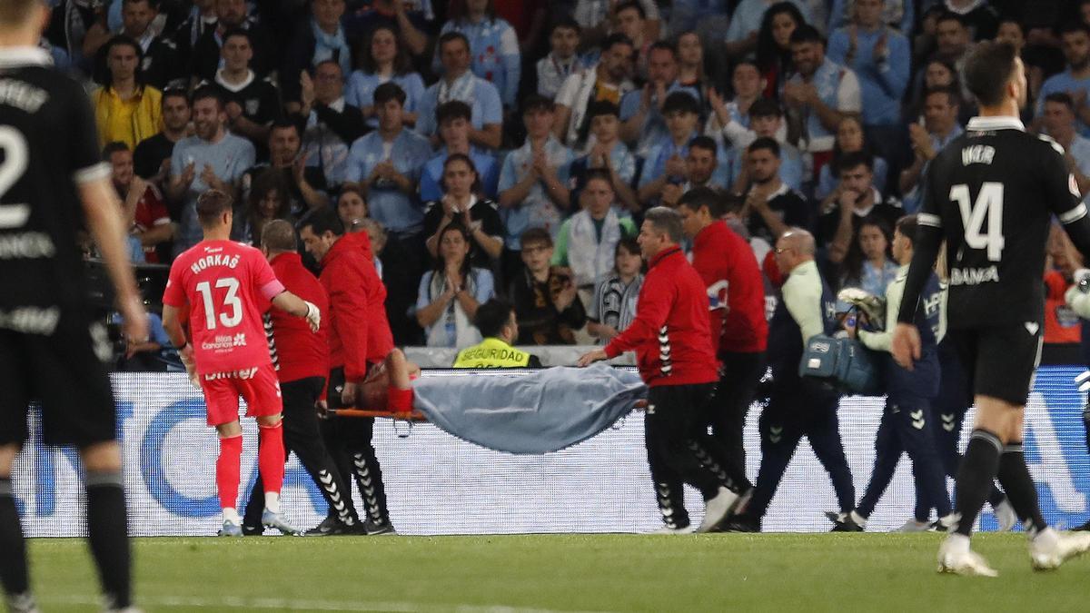 Cillessen en el hospital tras un choque con Borja Iglesias