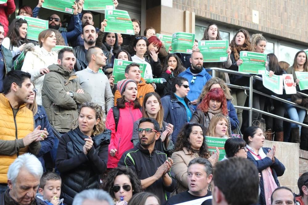 Los interinos dicen 'no' a las oposiciones a maestro