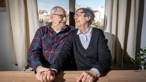 Barcelona 12/12/24 Sociedad. Entrevista a matrimonio, ambos voluntaris de Amics de la Gent Gran: Milagros y Ramon. AUTOR: MANU MITRU