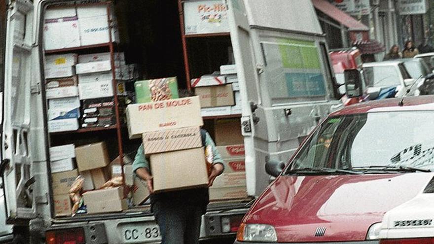 El PSOE de Cáceres critica que el consistorio &quot;incumple el pago a proveedores&quot;