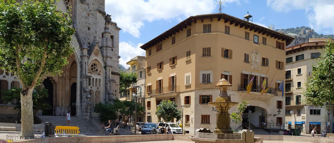 El ayuntamiento de Sóller.