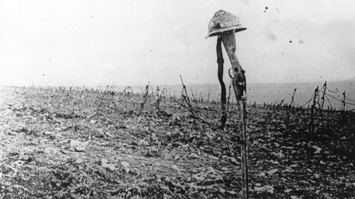 Tumba de soldado francés caído en Verdún (1916)