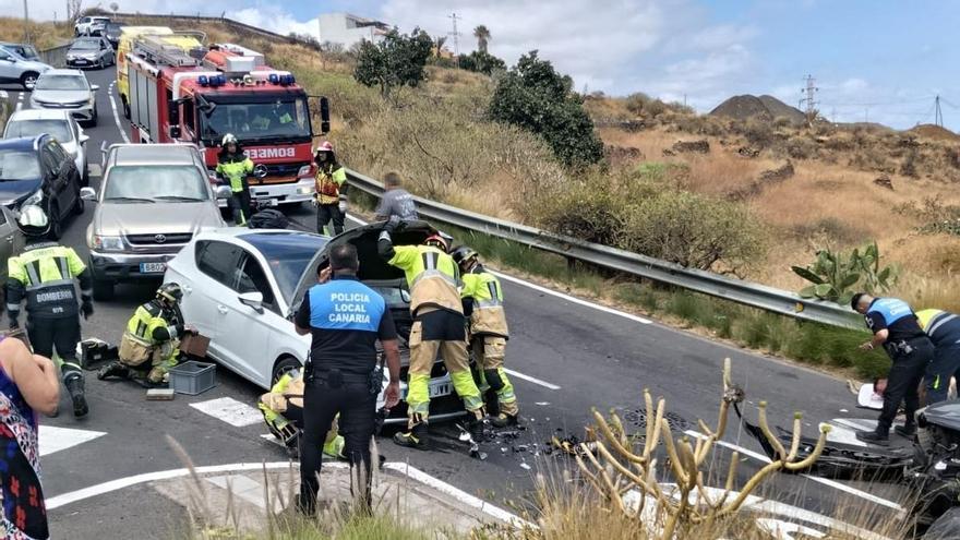 Tres heridos tras un choque frontal en La Gallega, Santa Cruz de Tenerife