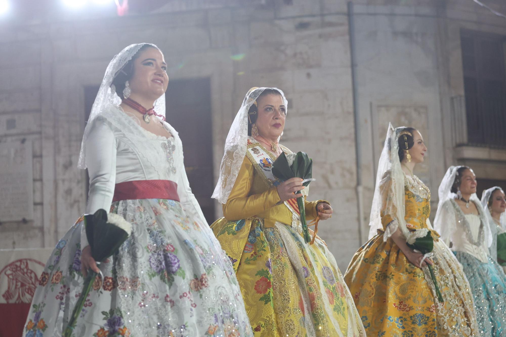 Búscate en el primer día de la Ofrenda en la calle San Vicente entre las 22 y las 23 horas