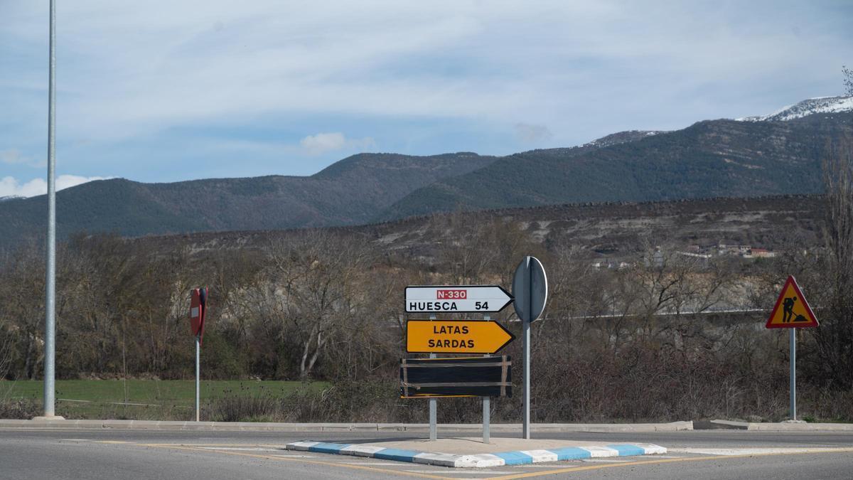 El Gobierno de Aragón plantea a Óscar Puente que una empresa pública remate las obras de la variante de Sabiñánigo en la A-23