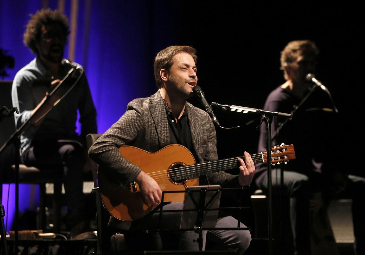 CONCIERTO DE ANTONIO ZAMBUJO EN EL AUDITORIO MAR DE VIGO.