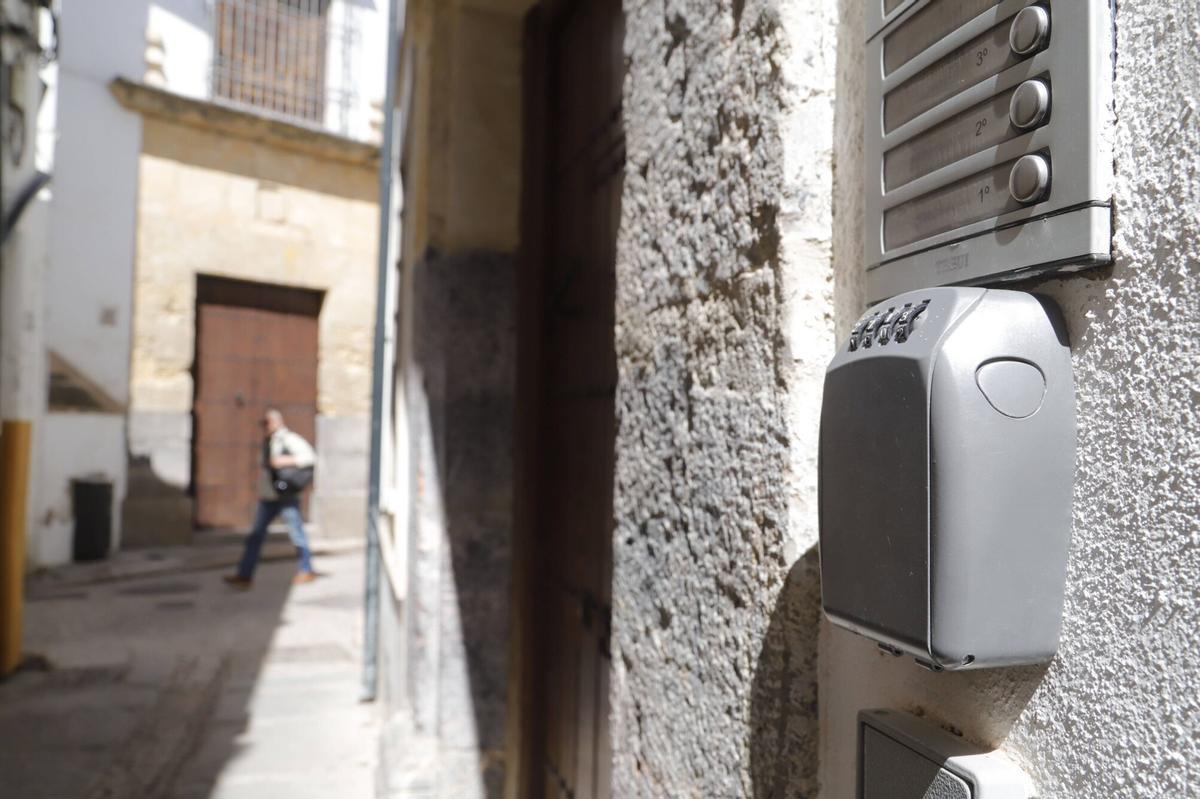 Candados para las llaves en apartamentos turísticos de Córdoba.