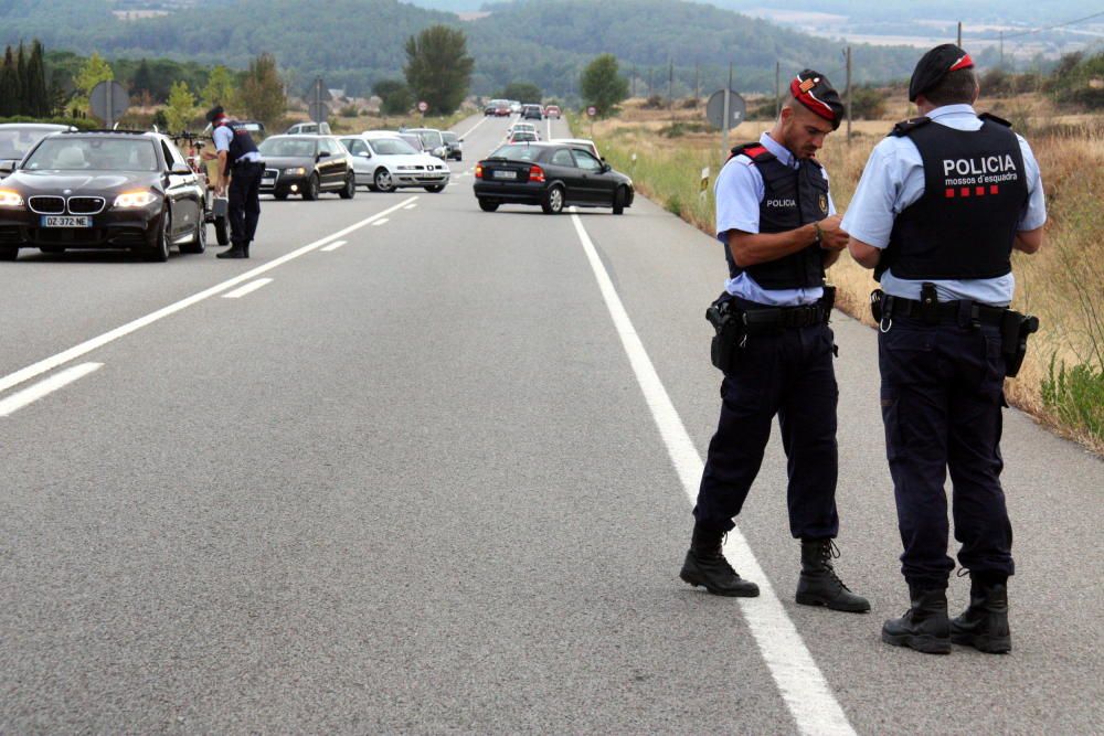 Més d'un centenar de persones tornen a tallar la N-II