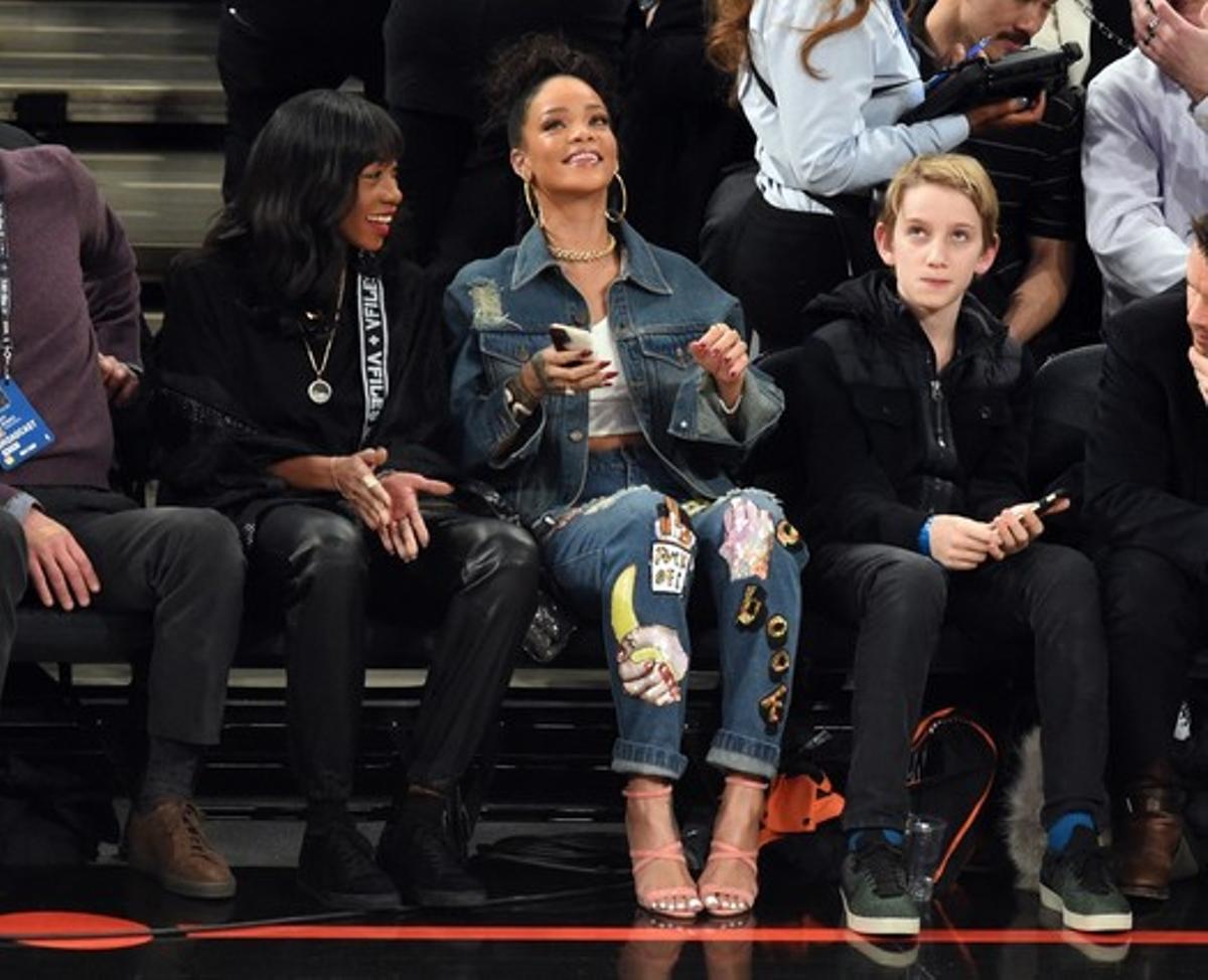 Rihanna, durant un moment del partit.