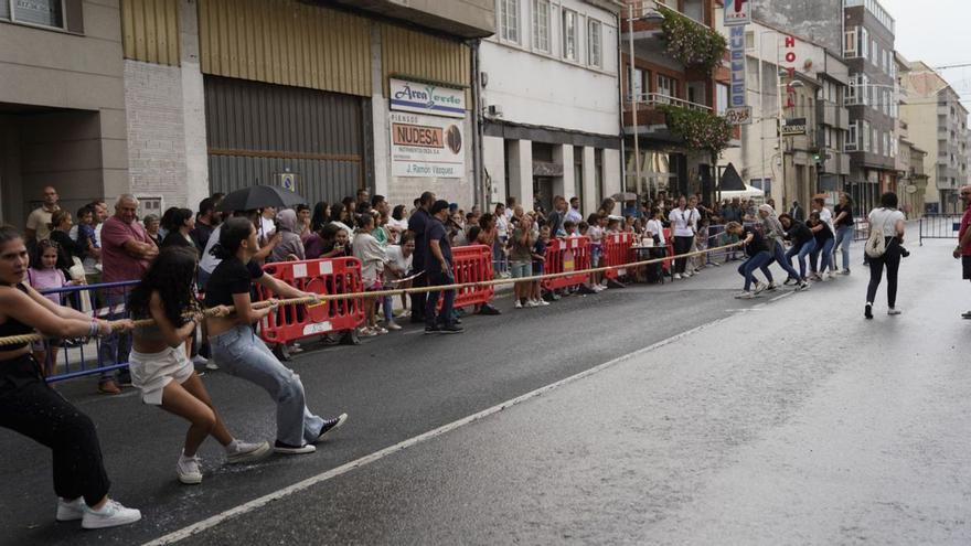 Juegos populares, rap y música tradicional en la víspera de la Empanada | BERNABÉ/ANTÓN FONDEVILA