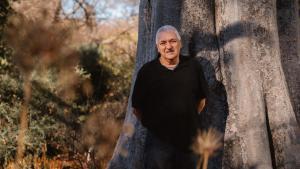 Mariano Sánchez, presidente de la Asociación Española de Arboricultura, en el Real Jardín Botánico de Madrid.