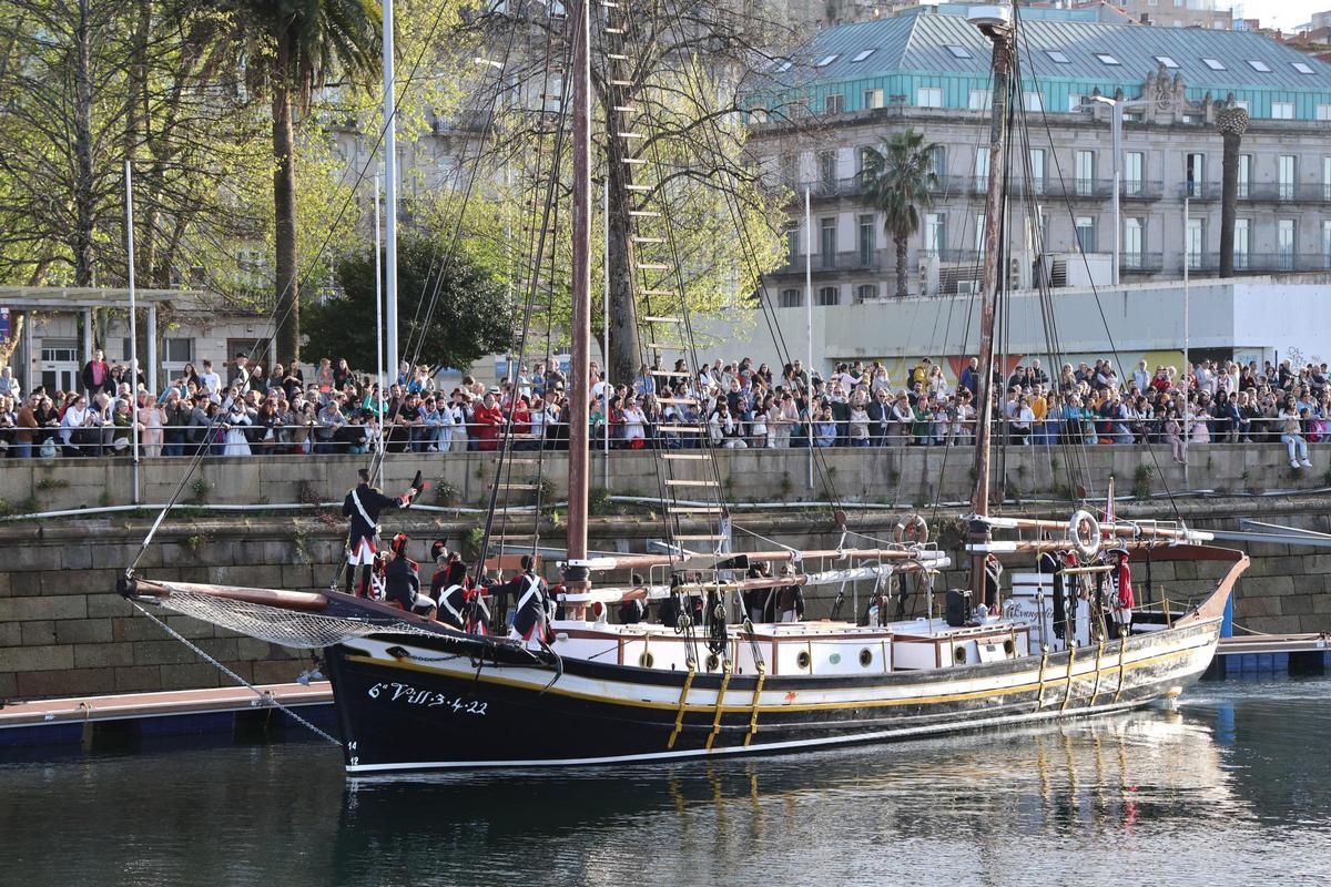 Los vigueses festejan su domingo más disfrutón: Reconquista, sol y mucho choripán