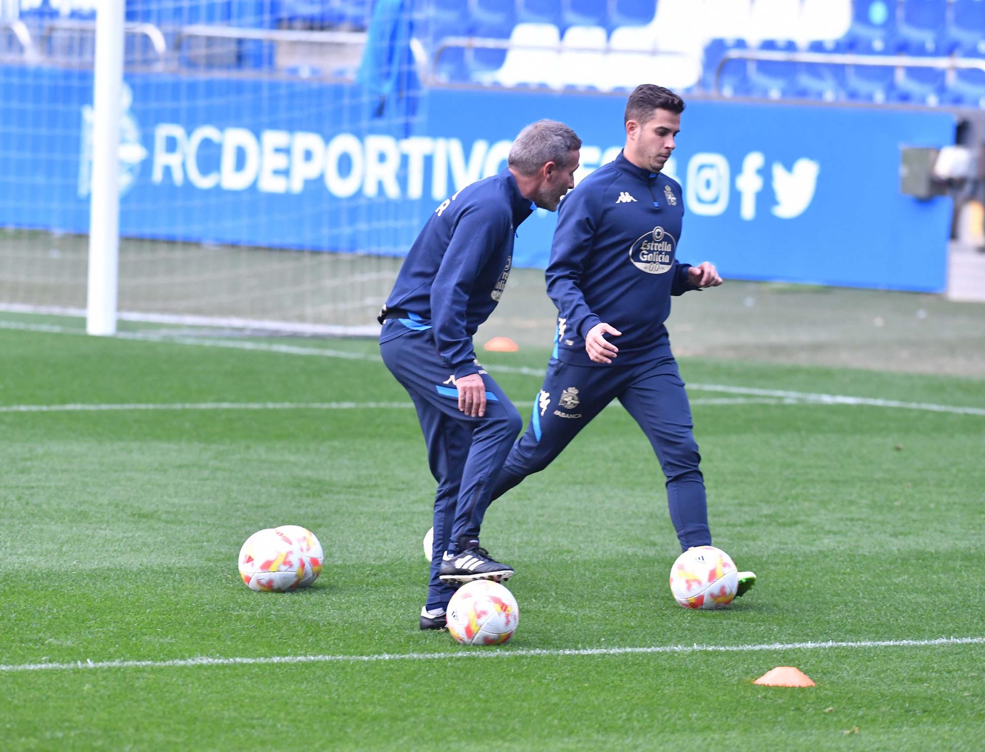 Óscar Cano toma las riendas del Dépor con su primer entrenamiento en Riazor