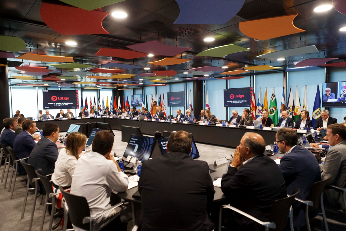 Asamblea de LaLiga en 2019.