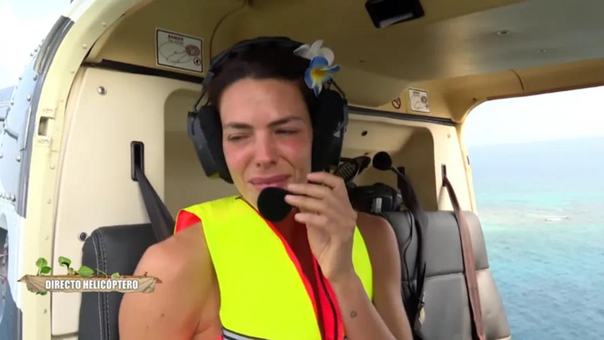 Laura Matamoros antes de saltar desde el helicóptero.