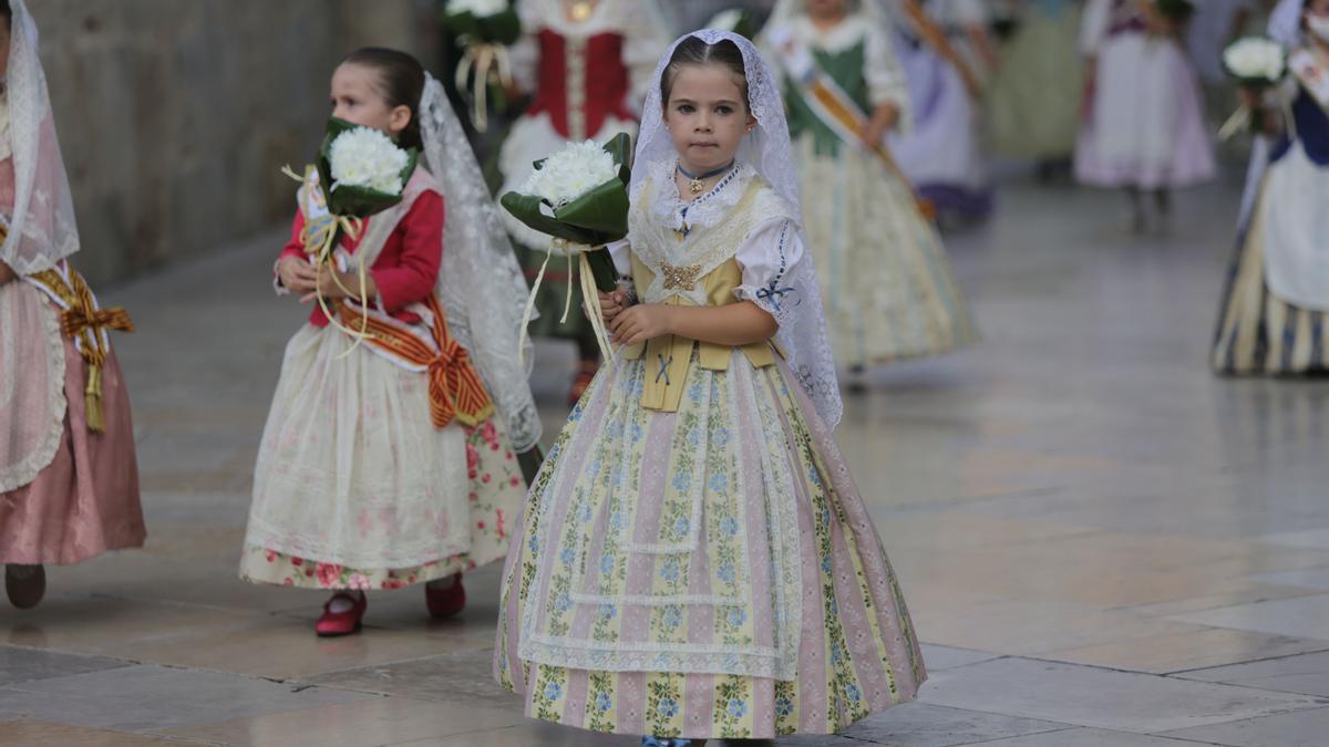 Búscate en el segundo día de Ofrenda por la calle de la Mar (entre las 19.00 y las 20.00 horas)