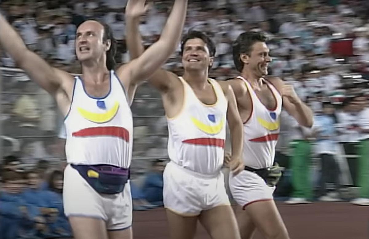 Tricicle, en su aparición en la ceremonia de clausura de los Juegos Olimpicos de Barcelona 92