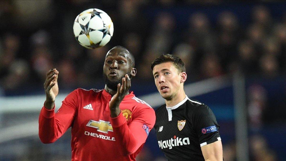 Lenglet defendió a Lukaku en el enfrentamiento de Europea League ante el United la pasada temporada