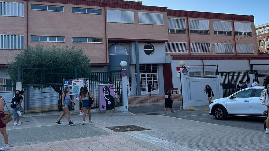 “El Camp de Morvedre és un exemple de les retallades educatives”
