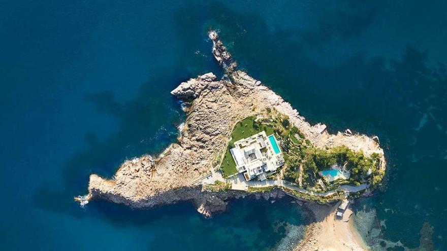 Así son las tres islas privadas de Ibiza: una de sus casas se alquila por más de 200.000 euros a la semana