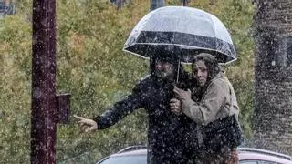 Lluvia, viento y bajada de temperaturas: así estará el tiempo este domingo en Canarias