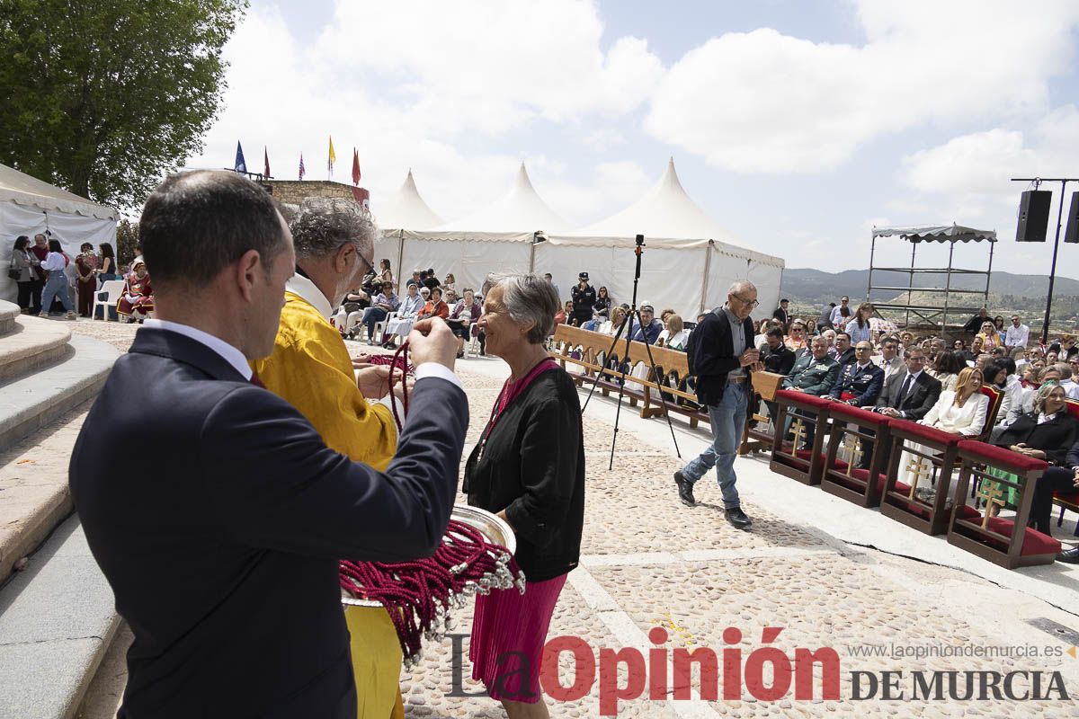 Fiestas de Caravaca | Imposición de cruces a los nuevos hermanos cofrades de la Vera Cruz