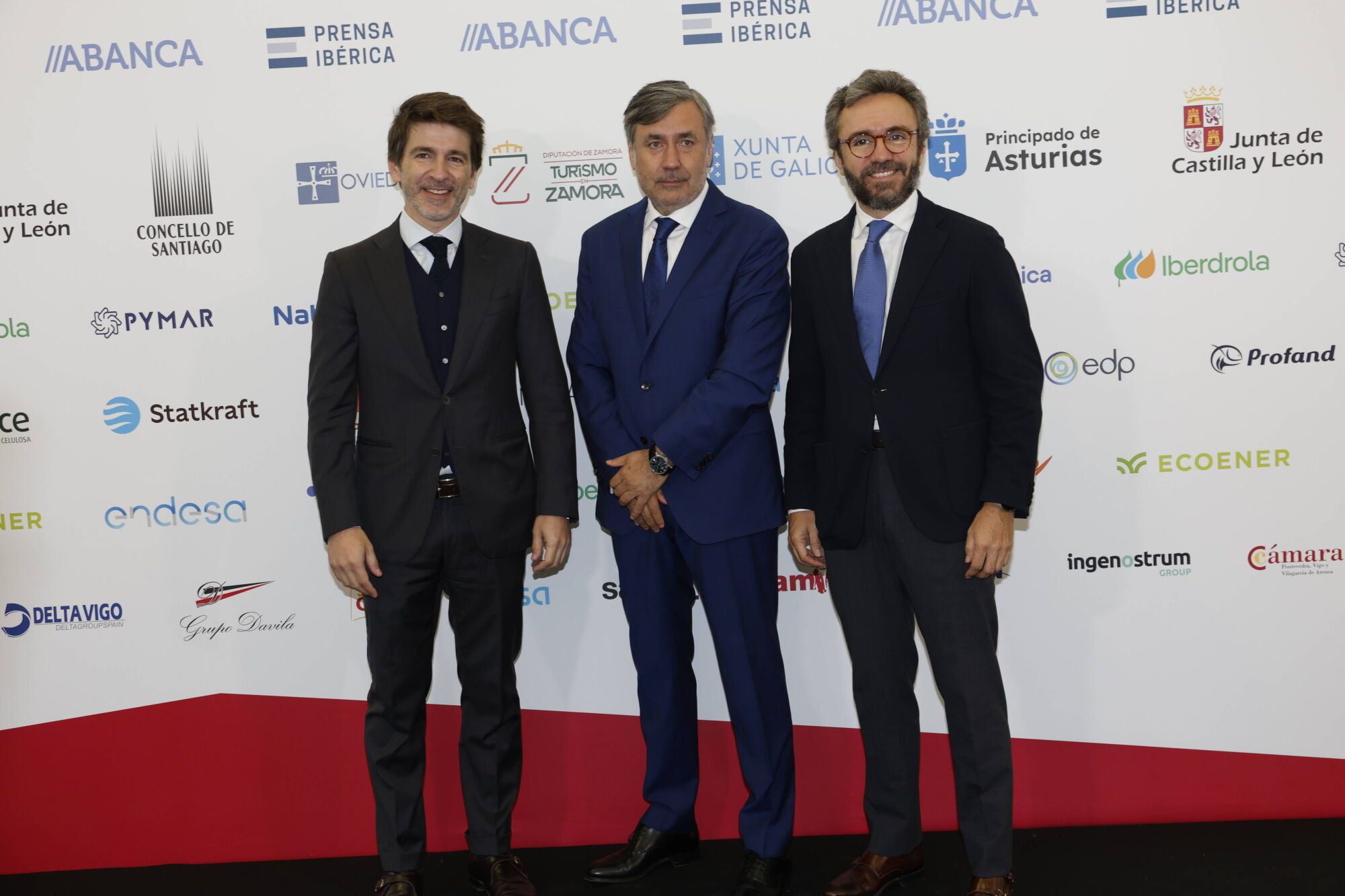 Sergi Guillot, Antonio Agrasar, CEO de Plexus, y Aitor Moll.