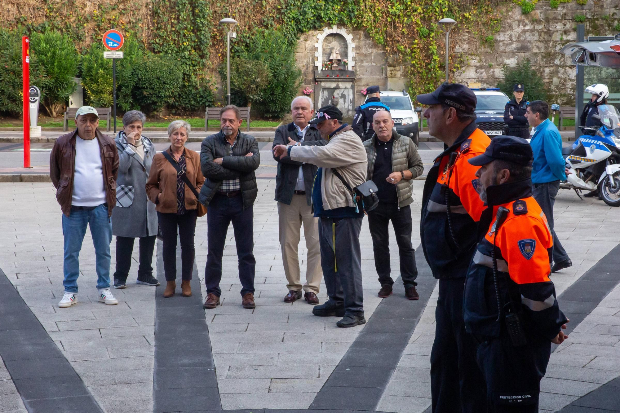 La capilla ardiente de Aníbal Vázquez en el Ayuntamiento de Mieres