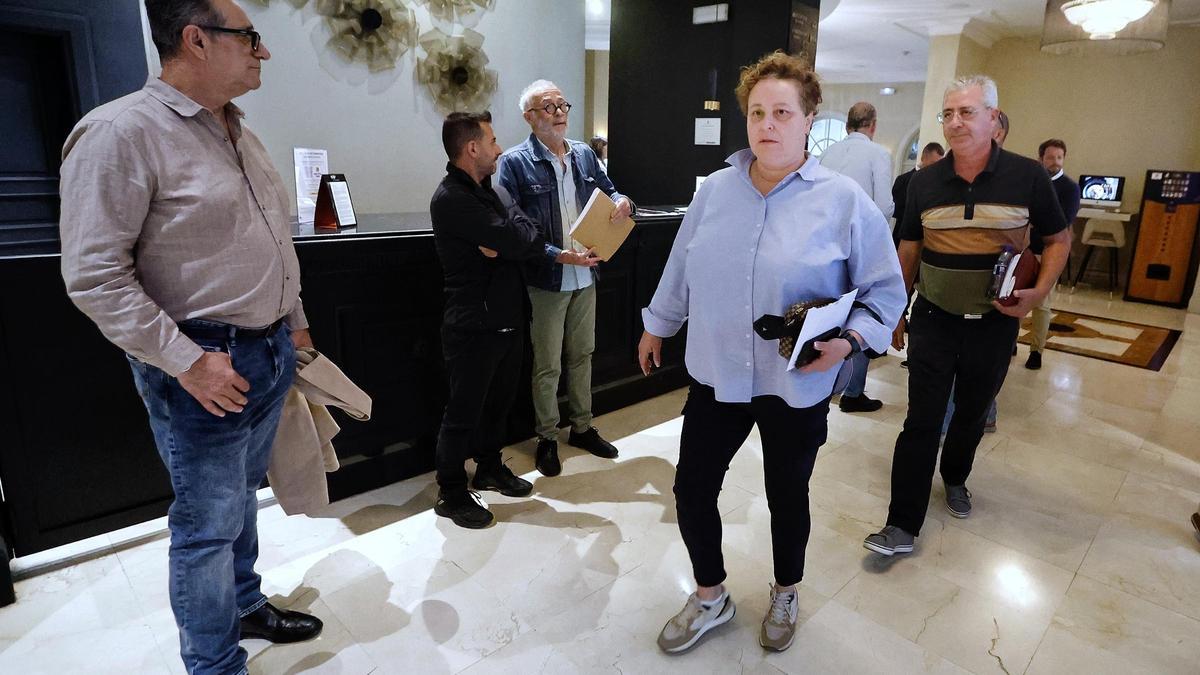 Las patronales del turismo y la hostelería en la provincia de Santa Cruz de Tenerife, Ashotel y Aero, se reúnen con los sindicatos UGT, Intersindical, USO y FSC