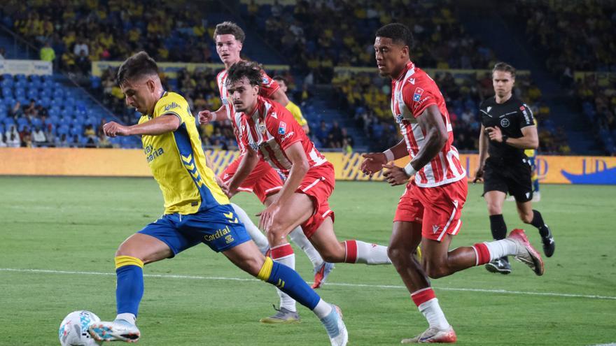 UD Almería - UD Las Palmas: fecha, horario y dónde ver el partido por TV y en streaming