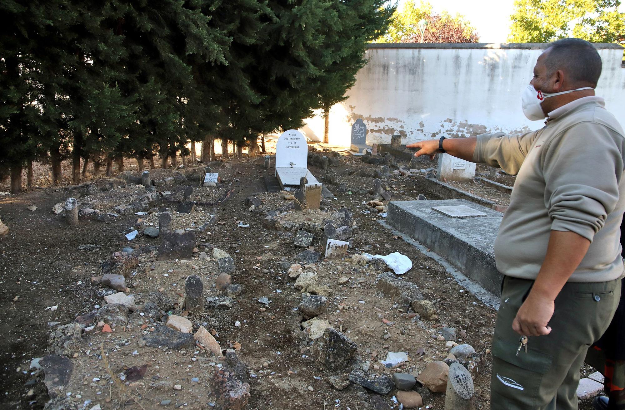 Un recorrido por la historia de Córdoba en el cementerio de La Salud