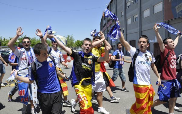 La afición zaragocista invade Valencia