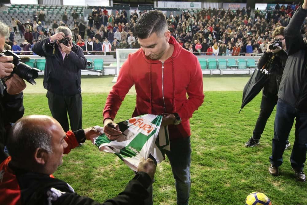 Presentación de Reyes como nuevo jugador del Córdoba.