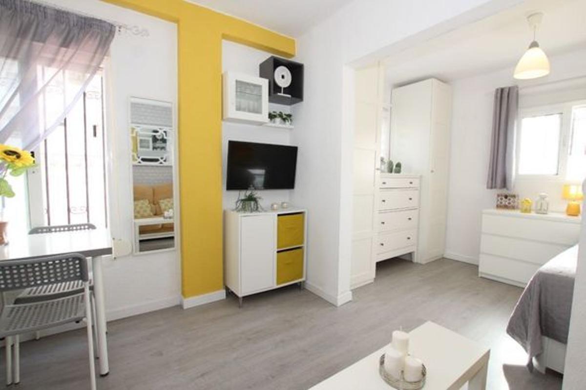 Apartamento en venta con piscina y cerca de la playa en Benalmádena, Málaga