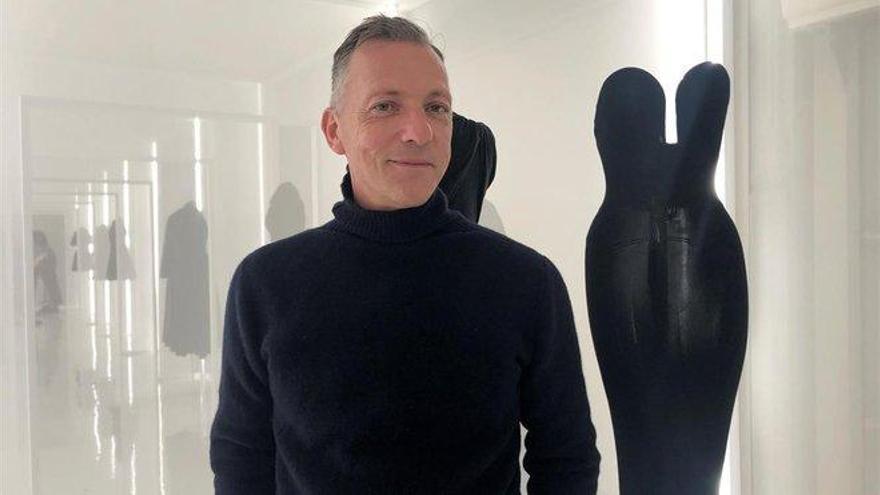 Olivier Saillard, el gurú de la moda que quiere acabar con los desfiles