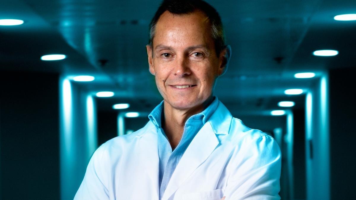 Dr. Emilio Juan García.