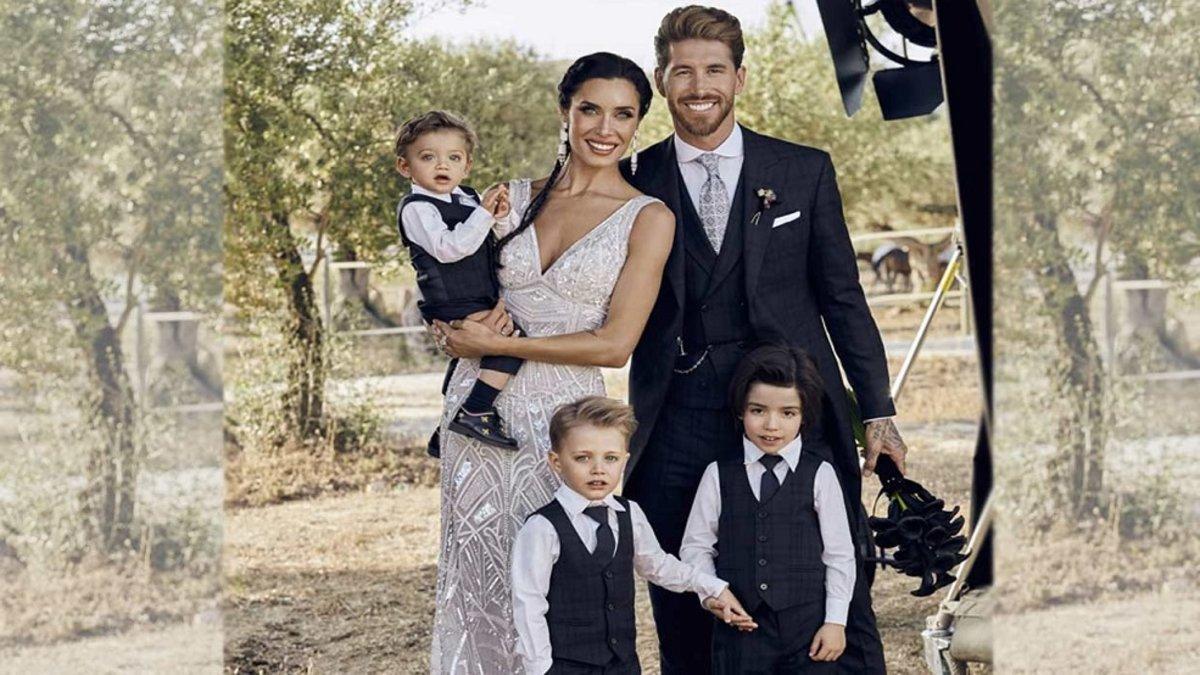 Sergio Ramos arrasa en las redes sociales con sus pequeños Batman | Hola