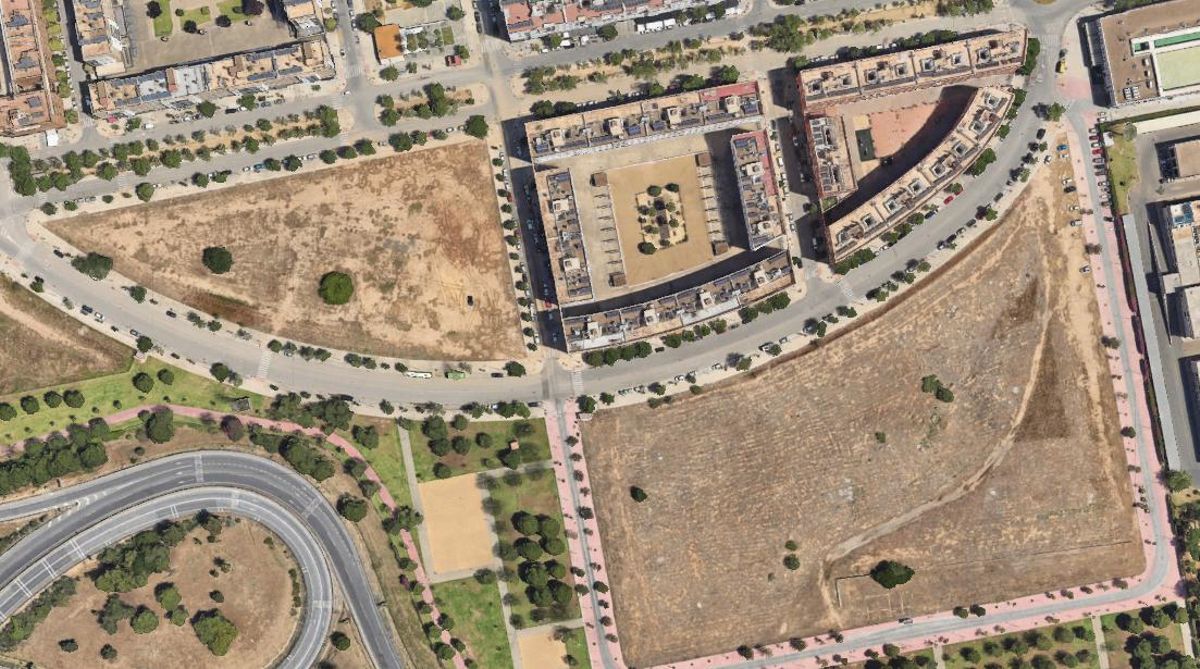 Solar de la Avenida de Irlanda de Los Bermejales destinado a instalaciones deportivas