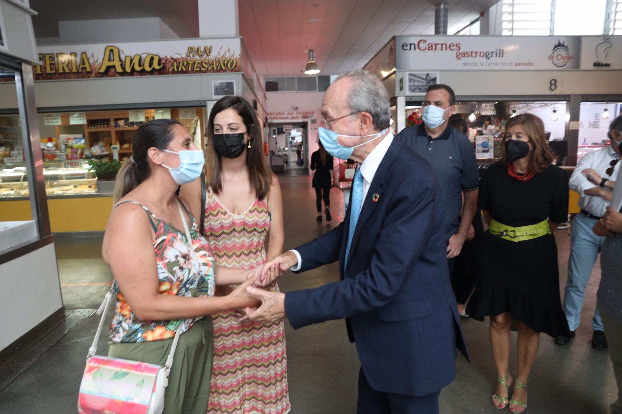 Exposición fotográfica de José Antonio Berrocal en el mercado del Carmen