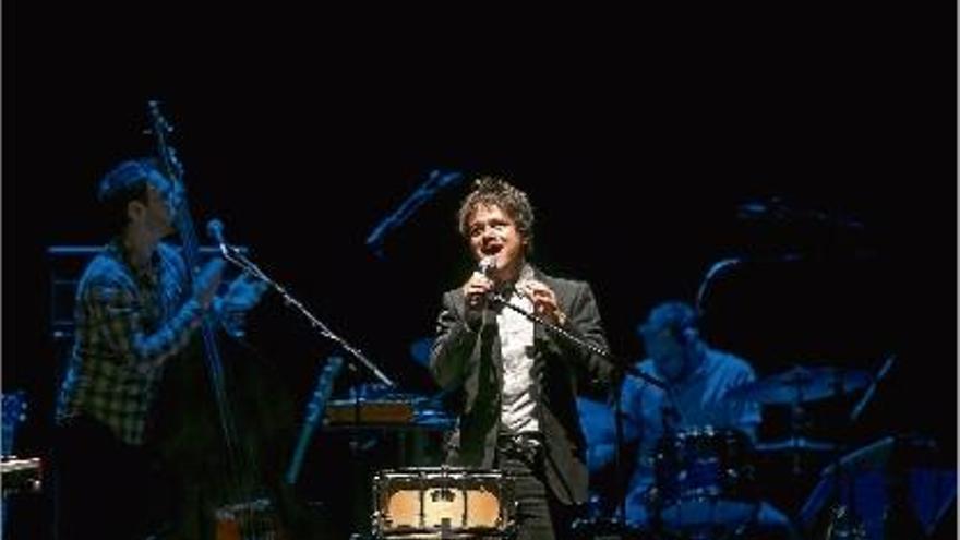 Jamie Cullum va tornar a ficar-se el públic de Peralada a la butxaca.