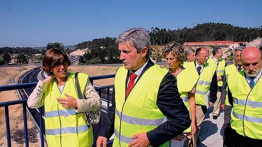 Los alcaldes de O Salnés acudieron a la inauguración.