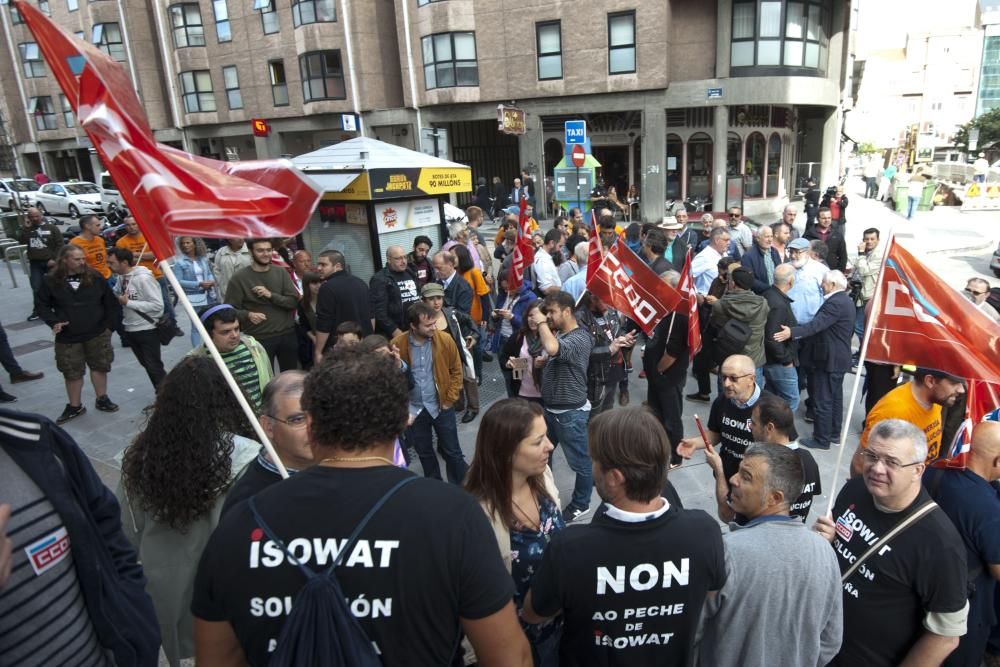 El presidente del comité de empresa, Juan Carlos López Corbacho, declara en A Coruña en el marco de la investigación judicial a sindicalistas por la protesta de Alcoa.