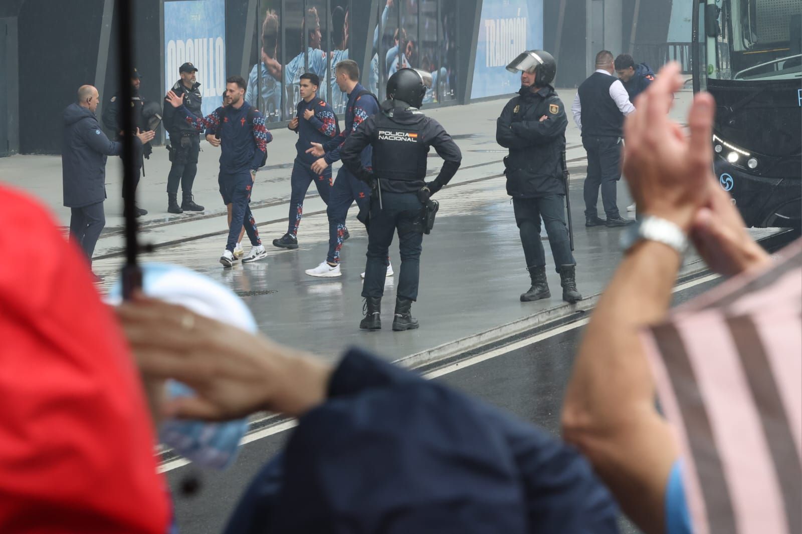 Llegada de los jugadores del Celta a Balaídos